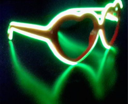 green el wire red frame diffraction glasses